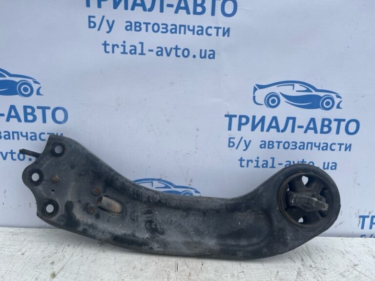 Рычаг задней подвески продольный правый Kia Sorento 2014-2020  (Арт. 73706)
