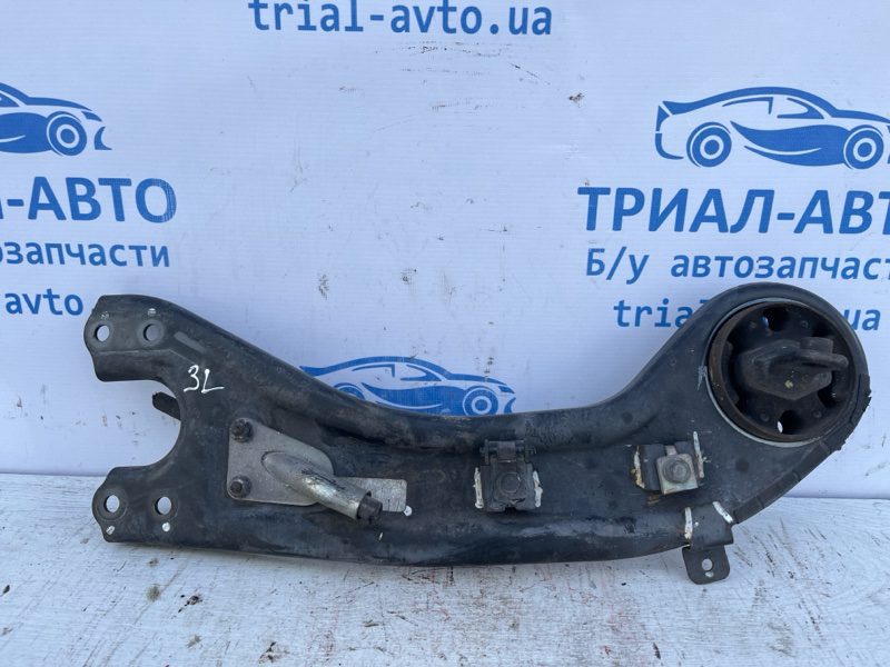 Рычаг задней подвески продольный левый Hyundai Santa fe 2012-2019 552702P250 (Арт. 73748) Рычаг задней подвески продольный левый Hyundai Santa fe 2012-2019 552702P250 (Арт. 73748)