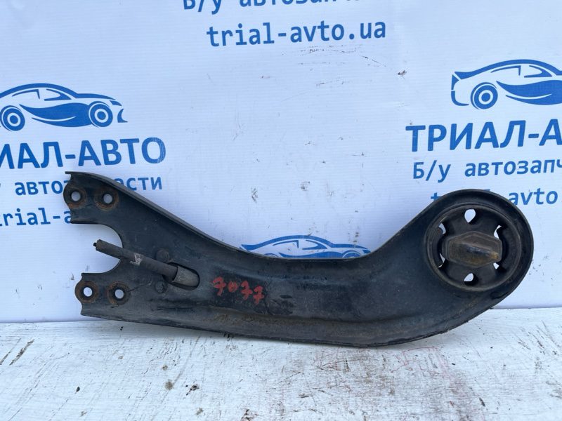 Рычаг задней подвески продольный правый Hyundai Santa fe 2012-2019 552802P250 (Арт. 73750) Рычаг задней подвески продольный правый Hyundai Santa fe 2012-2019 552802P250 (Арт. 73750)