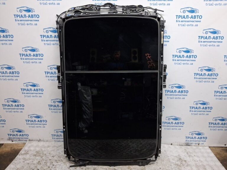 Люк в сборе Ford Explorer 2011-2019 BB5Z-78502C22-A (Арт. 73764)