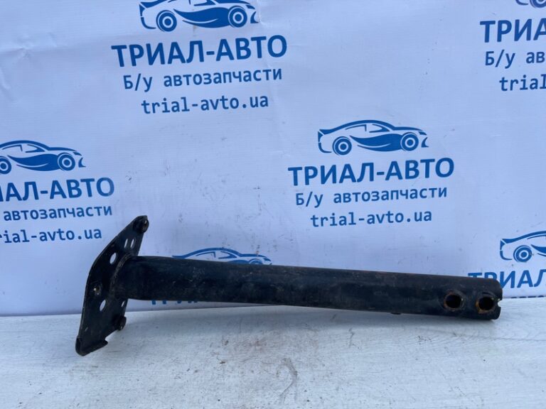 Кронштейн усилителя переднего бампера Jeep Compass 2016-2020 68260781AA (Арт. 73818)