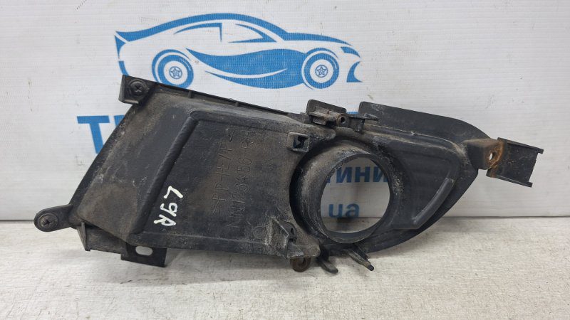 Решетка противотуманки правая Mitsubishi Lancer 2003-2009 MN126456 (Арт. 73876) Решетка противотуманки правая Mitsubishi Lancer 2003-2009 MN126456 (Арт. 73876)