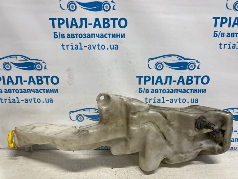 Бачок омывателя Jeep Cherokee KL 3.2 БЕНЗИН EHK 2013 (б/у)