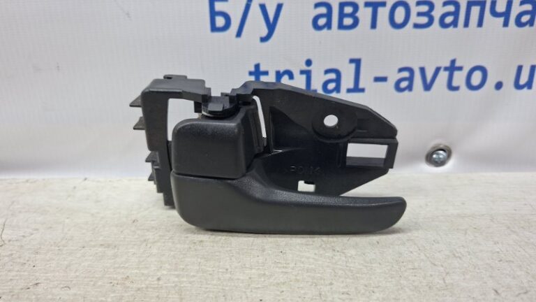 Ручка двери внутренняя левая Mitsubishi Lancer 2003-2009 5716A171HA (Арт. 74090)