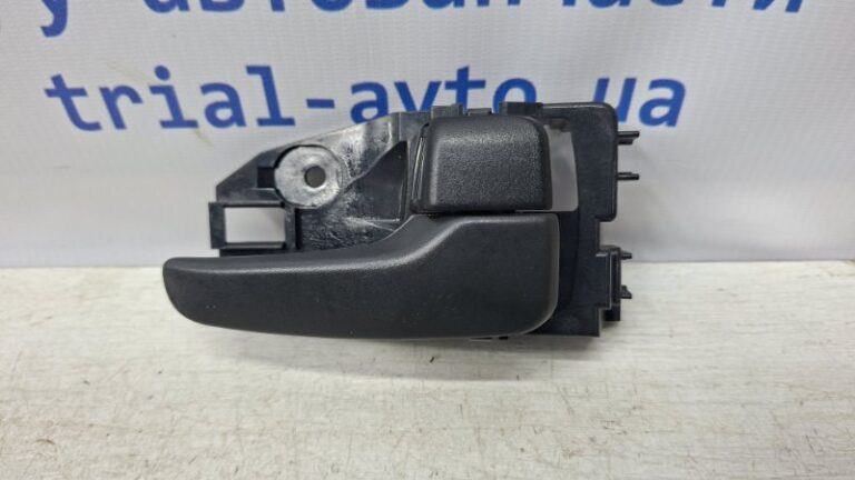Ручка двери внутренняя правая Mitsubishi Lancer 2003-2009 5716A172HA (Арт. 74092)