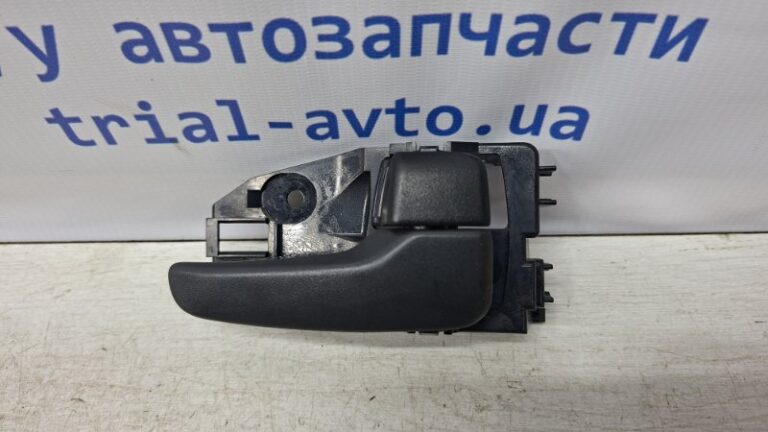 Ручка двери внутренняя правая Mitsubishi Lancer 2003-2009 5716A172HA (Арт. 74093)