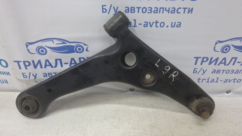 Рычаг правый Mitsubishi Lancer 2003-2009 (Арт. 74172) Рычаг правый Mitsubishi Lancer 2003-2009 (Арт. 74172)