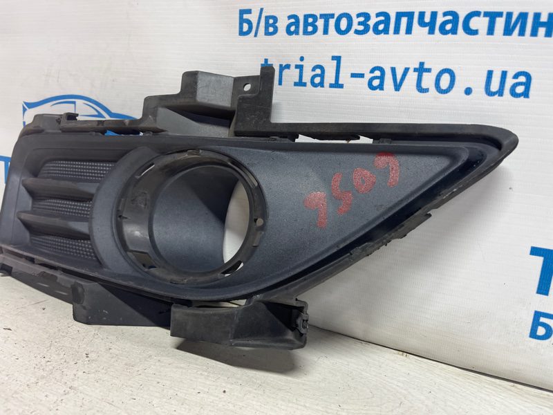 Решетка противотуманки правая Ford Fusion USA 2013-2020 DS7Z17B814BA (Арт. 74178) Решетка противотуманки правая Ford Fusion USA 2013-2020 DS7Z17B814BA (Арт. 74178)