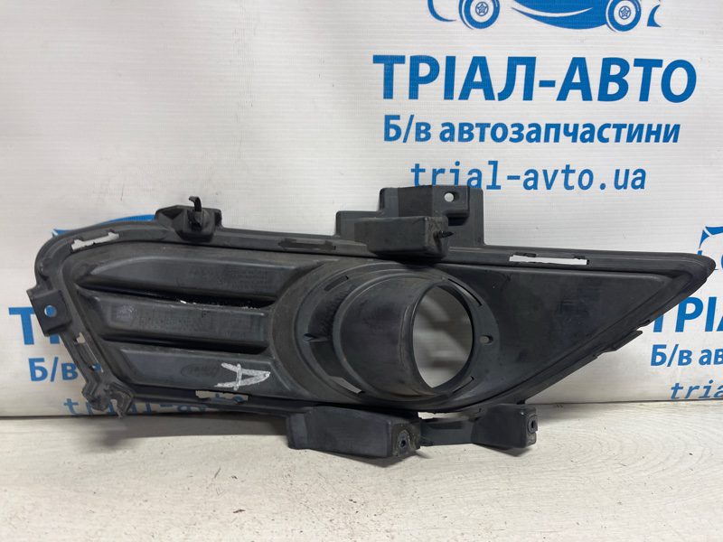 Решетка противотуманки левая Ford Fusion USA 2013-2020 DS7Z17B814BB (Арт. 74179) Решетка противотуманки левая Ford Fusion USA 2013-2020 DS7Z17B814BB (Арт. 74179)