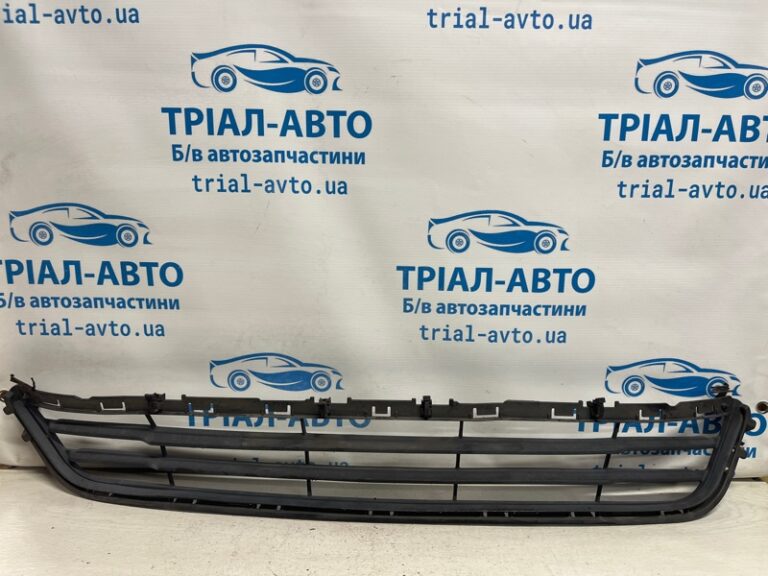 Решетка бампера центральная Ford Fusion USA 2013-2020 DS7Z17K945AB (Арт. 74180)