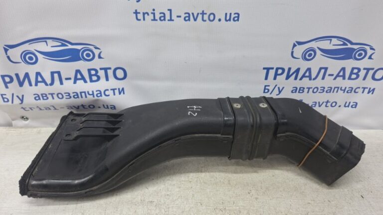 Воздухозаборник Mitsubishi Outlander 2007-2012 1505A504 (Арт. 74295)
