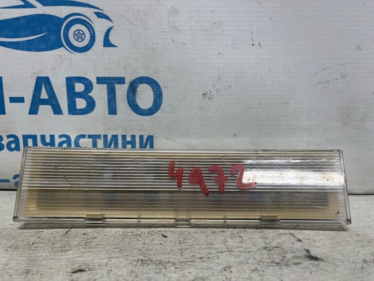 Плафон Dodge Journey 2007-2020 04685928AA (Арт. 74342)