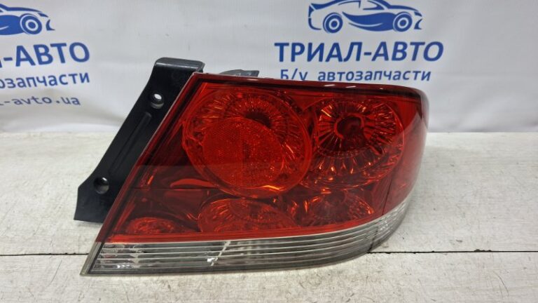 Фонарь задний внешний правый Mitsubishi Lancer 2003-2009 MN161196 (Арт. 74343)