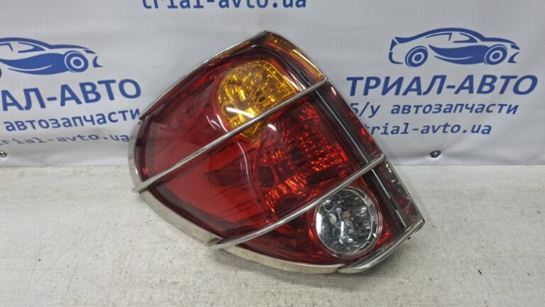 Фонарь задний внешний левый Mitsubishi L200 2006-2015 8330A155 (Арт. 74395)