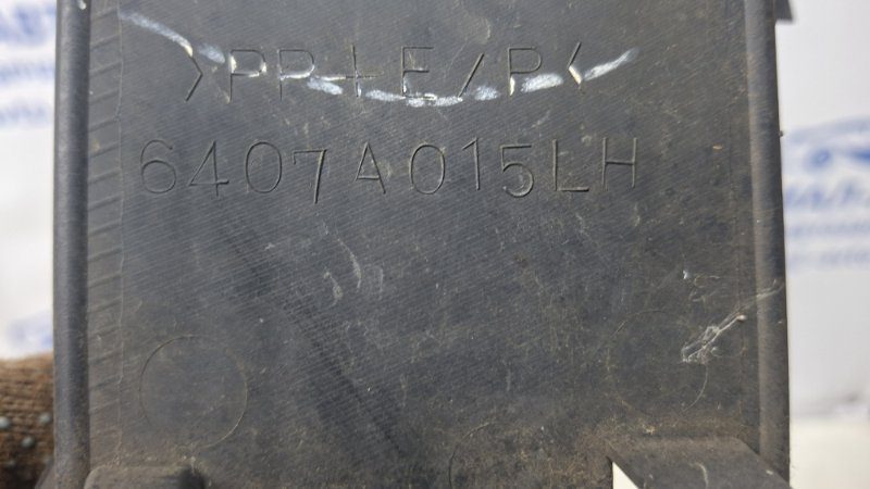 Решетка противотуманки левая Mitsubishi Lancer 2003-2009 (Арт. 74476) Решетка противотуманки левая Mitsubishi Lancer 2003-2009 (Арт. 74476)