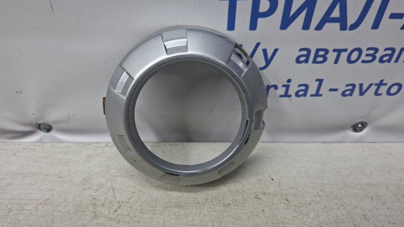 Решетка противотуманки левая Mitsubishi L200 2006-2015 6400A965HB (Арт. 74487) Решетка противотуманки левая Mitsubishi L200 2006-2015 6400A965HB (Арт. 74487)