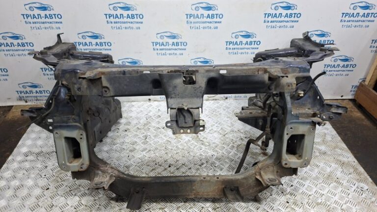 Панель передняя Mitsubishi Outlander 2007-2012 5256A852 (Арт. 74595)