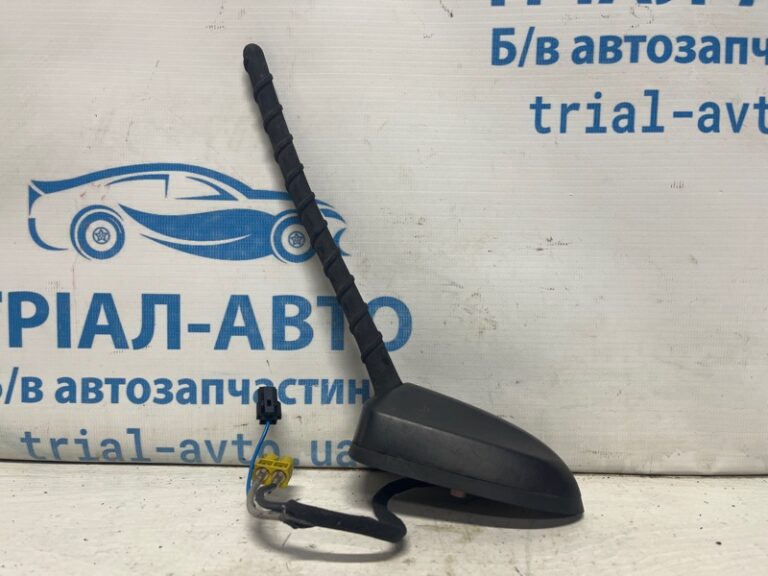 Антенна Ford Escape 2012-2019 DS7T19G461BG (Арт. 74748)