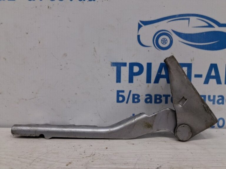 Петля капота правая Mitsubishi Lancer 2003-2009  (Арт. 74879)