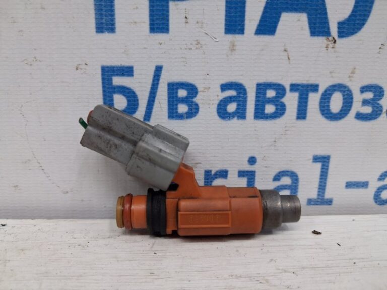 Форсунка топливная Mitsubishi Lancer 2003-2009  (Арт. 74887)