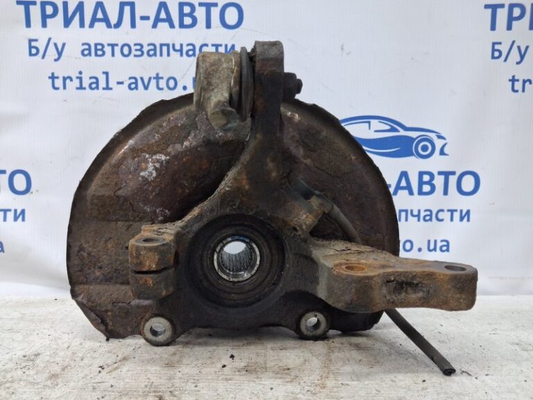 Кулак поворотный левый со ступицей Mitsubishi Lancer 2003-2009  (Арт. 74982)