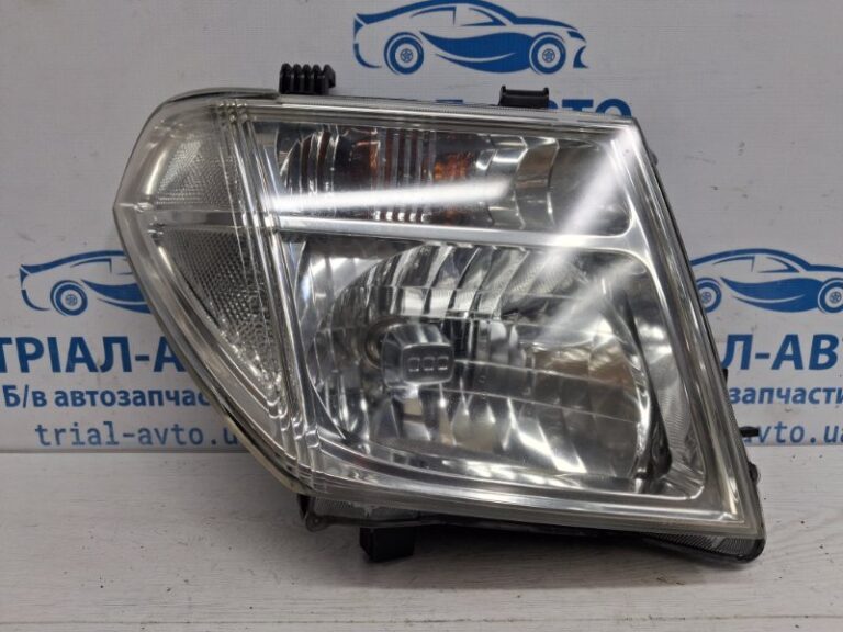 Фара правая Nissan Pathfinder 2004-2014 26010EB303 (Арт. 75189)