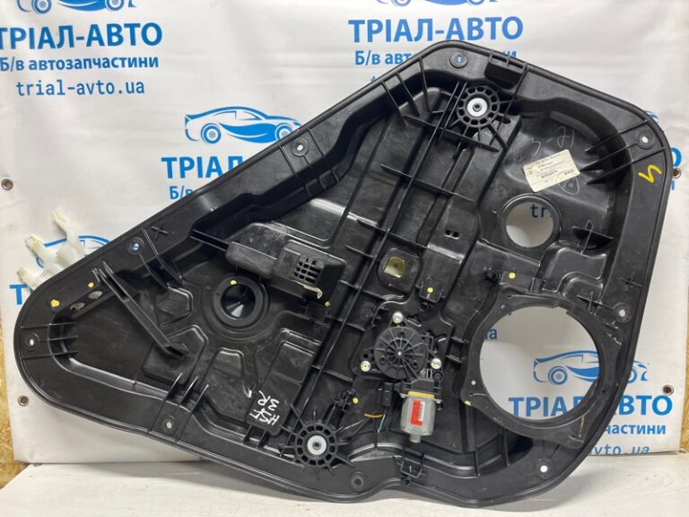 Стеклоподъемник задний правый Hyundai Santa fe 2012-2019 834814Z000 (Арт. 75339)