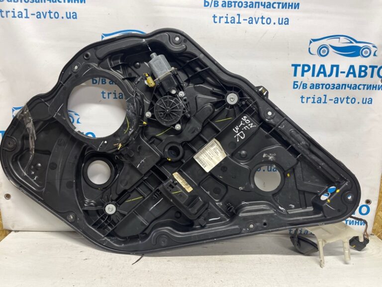 Стеклоподъемник задний правый Hyundai Sonata 2010-2016 834813Q000 (Арт. 75392)