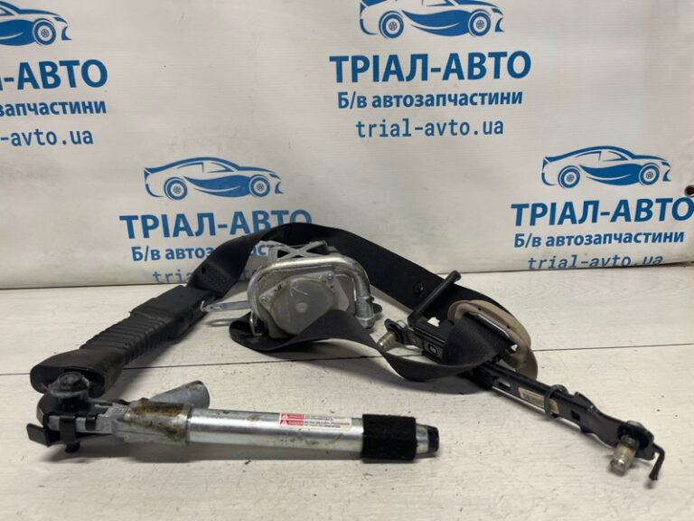 Ремень безопасности передний правый Kia Optima 2010-2016 888204C000UP (Арт. 75484)