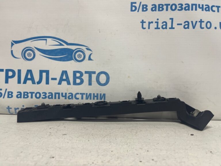 Кронштейн бампера задний правый Jeep Cherokee 2013-2019 68138414AB (Арт. 75609)