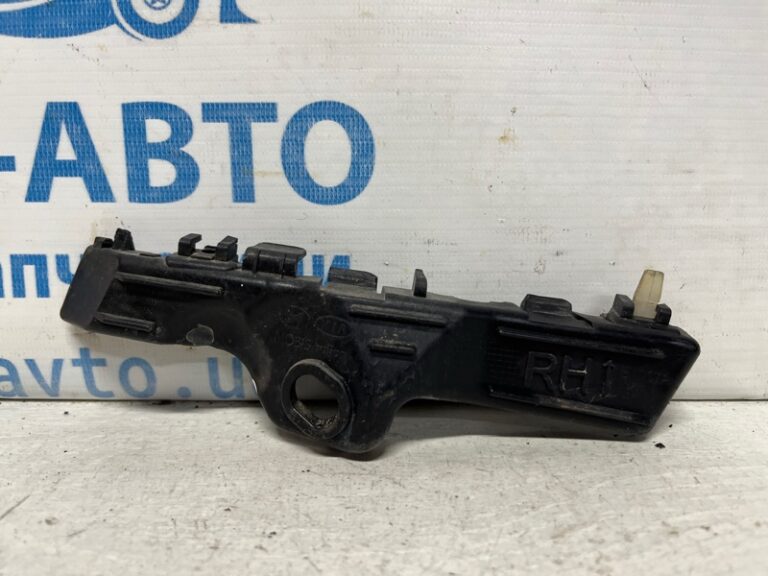 Кронштейн бампера передний правый Kia Sorento 2009-2021 865141U500 (Арт. 75639)