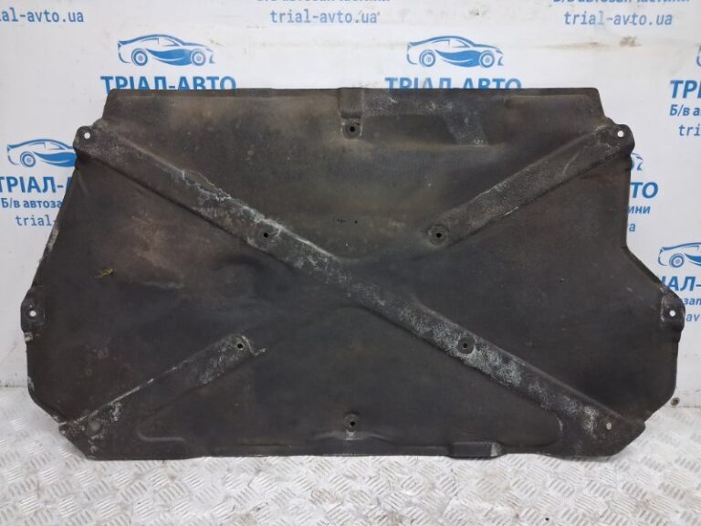 Обшивка капота Mitsubishi Pajero Wagon 1999-2006 MR436631 (Арт. 75724)