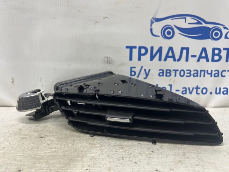 Дефлектор обдува Ford Escape 3 2.0 БЕНЗИН ENR90 2012 (б/у)