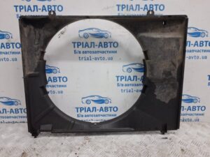 Диффузор Mitsubishi Pajero Wagon 1999-2006 MR497044 (Арт. 75745)