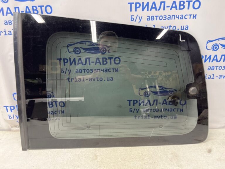Стекло в кузов заднее левое Mitsubishi Pajero Wagon 1999-2006 MR979309 (Арт. 75796)