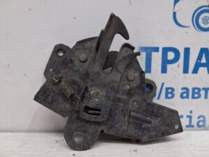 Замок капота Mitsubishi Pajero Wagon 1999-2006 MR556224 (Арт. 75827)