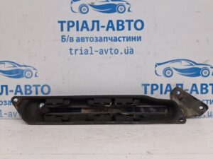 Ограничитель двери Mitsubishi Pajero Wagon 1999-2006 MR437191 (Арт. 75835)