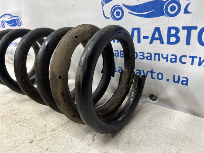 Пружина задняя Mitsubishi Pajero Wagon 1999-2006 MN125358 (Арт. 75856) Пружина задняя Mitsubishi Pajero Wagon 1999-2006 MN125358 (Арт. 75856)
