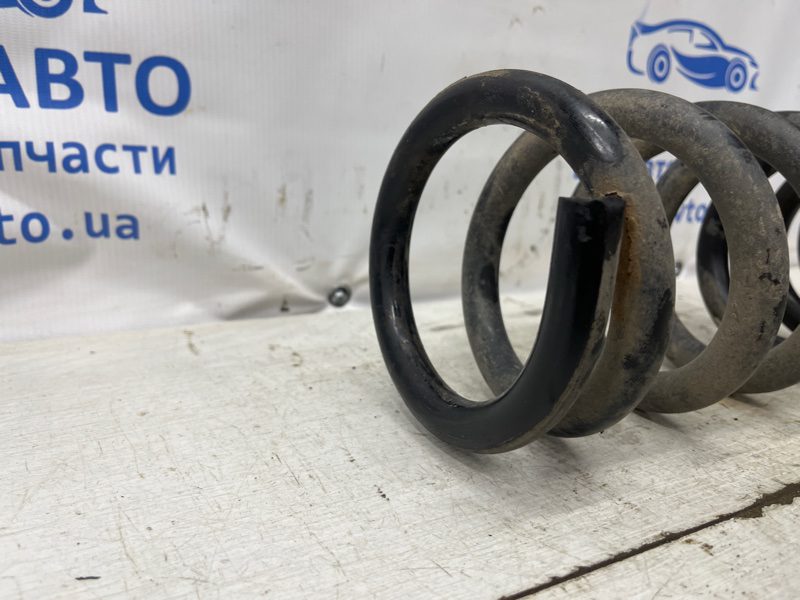 Пружина передняя Mitsubishi Pajero Wagon 1999-2006 MN125251 (Арт. 75859) Пружина передняя Mitsubishi Pajero Wagon 1999-2006 MN125251 (Арт. 75859)