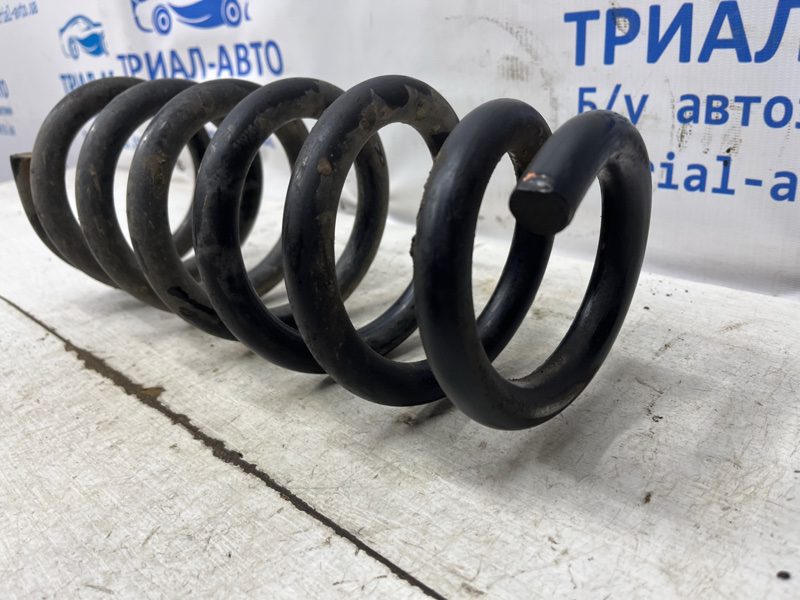 Пружина передняя Mitsubishi Pajero Wagon 1999-2006 MN125251 (Арт. 75859) Пружина передняя Mitsubishi Pajero Wagon 1999-2006 MN125251 (Арт. 75859)