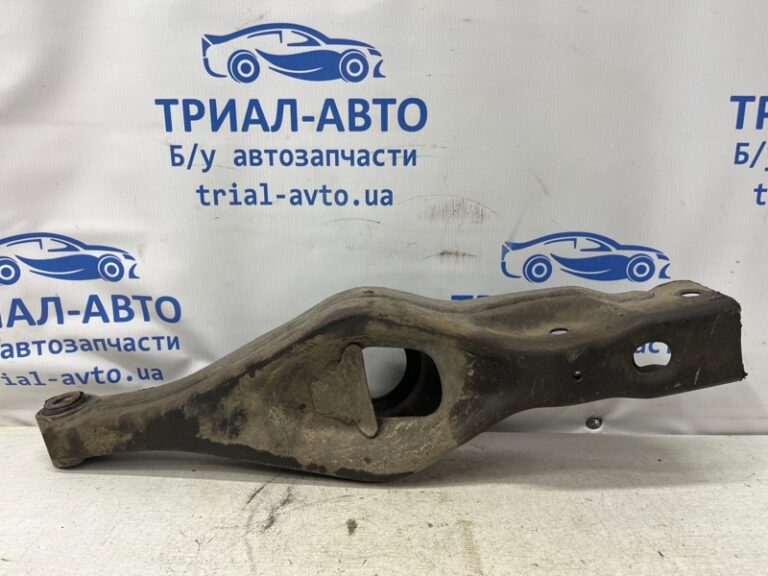 Рычаг задней подвески нижний поперечный (под пружину) Mitsubishi Pajero Wagon 1999-2006 MR418558 (Арт. 75918)