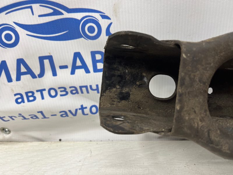 Рычаг задней подвески нижний поперечный (под пружину) Mitsubishi Pajero Wagon 1999-2006 MR418670 (Арт. 75920) Рычаг задней подвески нижний поперечный (под пружину) Mitsubishi Pajero Wagon 1999-2006 MR418670 (Арт. 75920)
