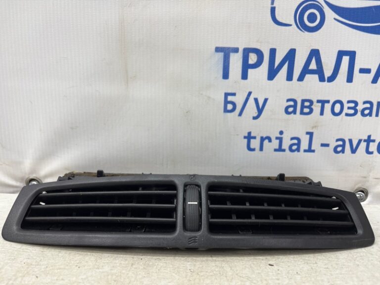 Дефлектор обдува Ford Escape 3 2.0 БЕНЗИН ENR90 2012 (б/у)