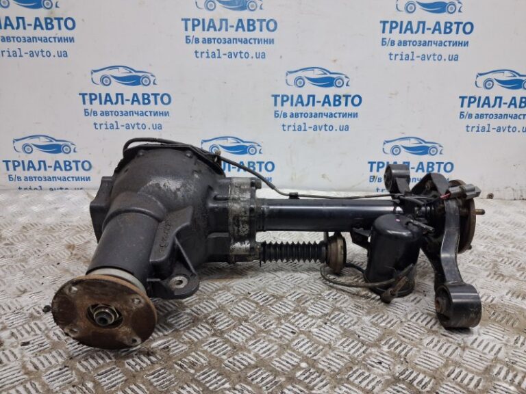 Редуктор передний Mitsubishi Pajero Wagon 1999-2006 MR548646 (Арт. 75985)