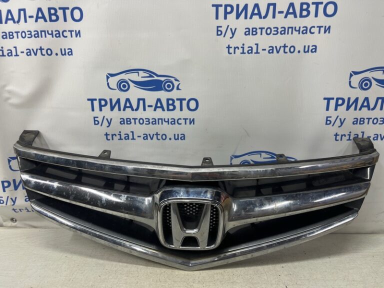 Решетка радиатора Honda Accord 2002-2008 71121SEA013ZA (Арт. 76065)