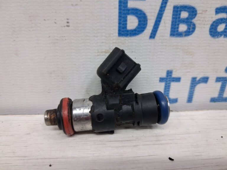Форсунка топливная Mazda CX 9 2006-2015 CY0113250 (Арт. 76273)
