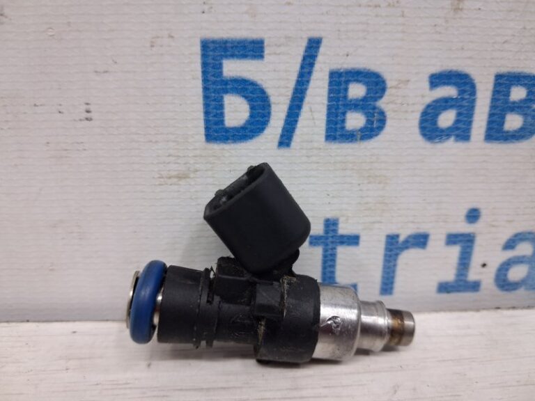 Форсунка топливная Mazda CX 9 2006-2015 CY0113250 (Арт. 76275)