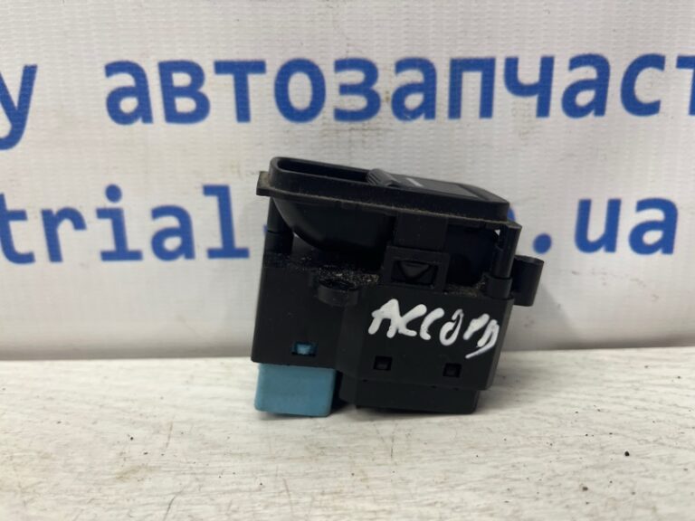 Кнопка стеклоподъемника Honda Accord 2002-2008 35770SDAA21 (Арт. 76324)
