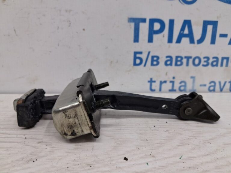 Ограничитель двери передний правый Honda Accord 2002-2008 72340SDAA01 (Арт. 76359)