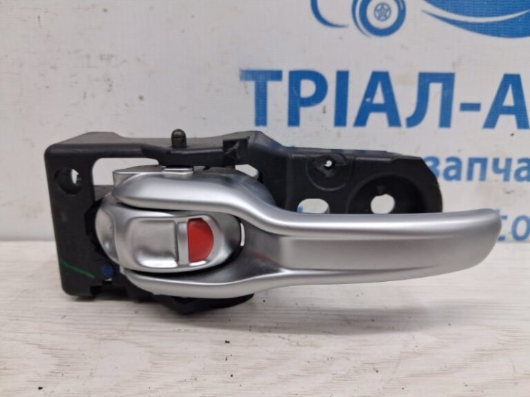 Ручка двери внутренняя левая Jeep Cherokee 2013-2019 68227251AA (Арт. 76373)